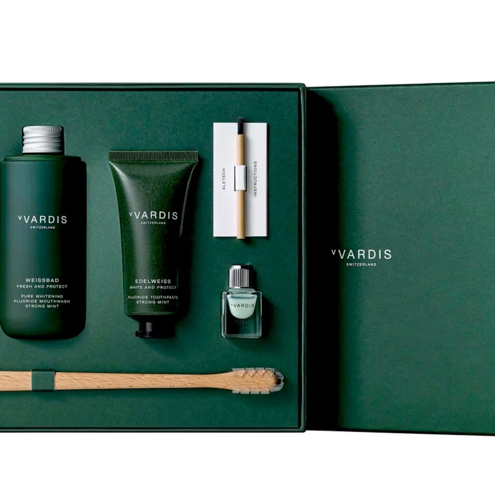 vVardis Teeth Whitening Enamel Ritual Kit- Strong Mint BRAND NEW IN BOX!